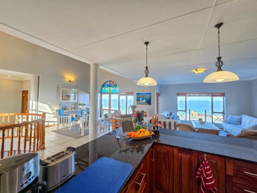 4 Bedroom Property for Sale in Jongensfontein Western Cape